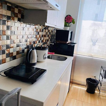 Azure C7 Balcony, Wifi, Near Mall Airport مانيلا المظهر الخارجي الصورة