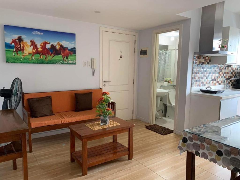 Azure C7 Balcony, Wifi, Near Mall Airport مانيلا المظهر الخارجي الصورة
