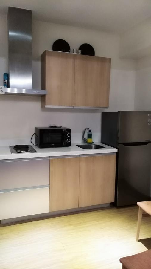 Azure C7 Balcony, Wifi, Near Mall Airport مانيلا المظهر الخارجي الصورة